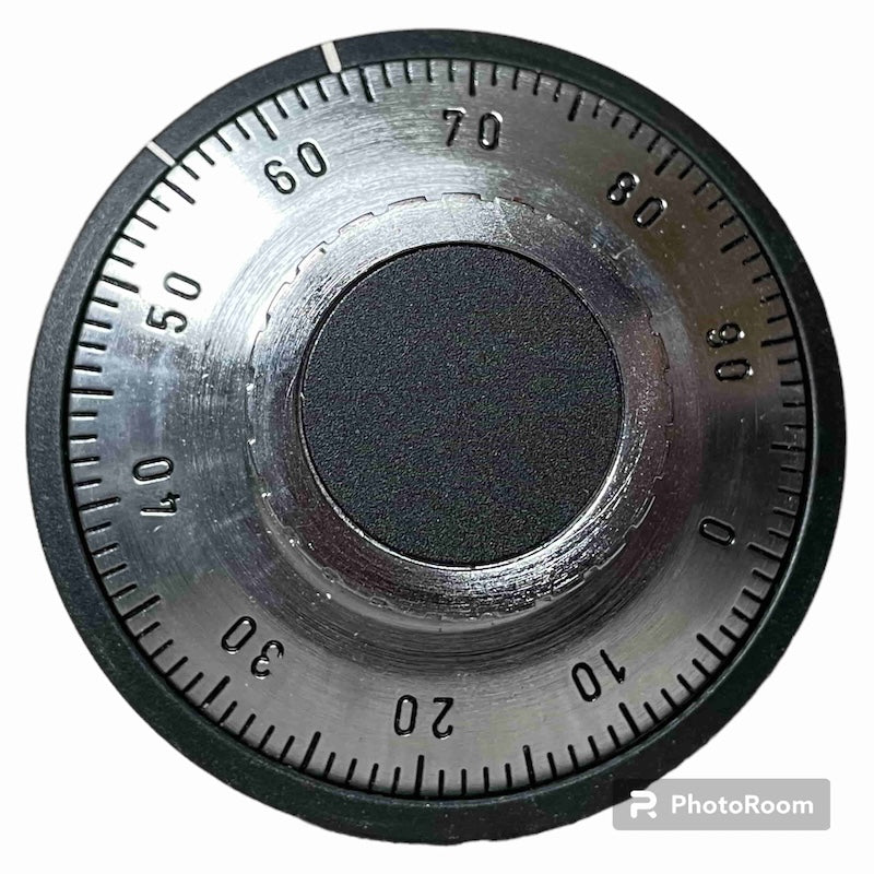 Rotary knob for mechanical combination lock